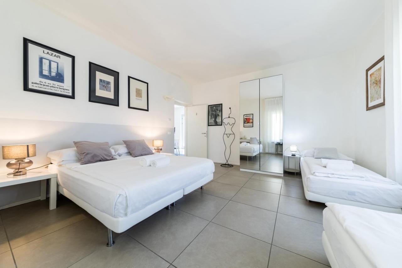 Carly'S Rooms Torbole Sul Garda Екстериор снимка