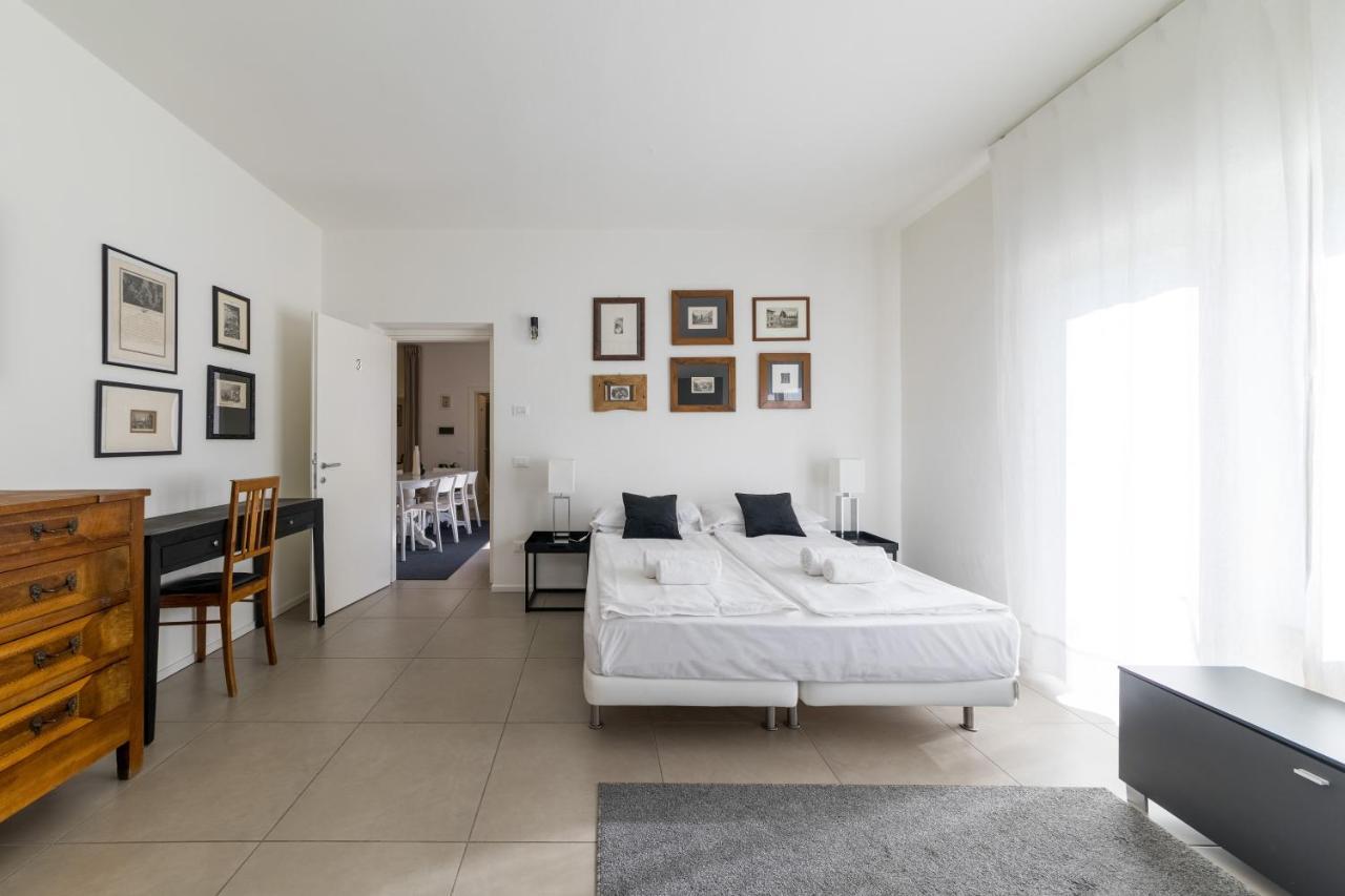 Carly'S Rooms Torbole Sul Garda Екстериор снимка
