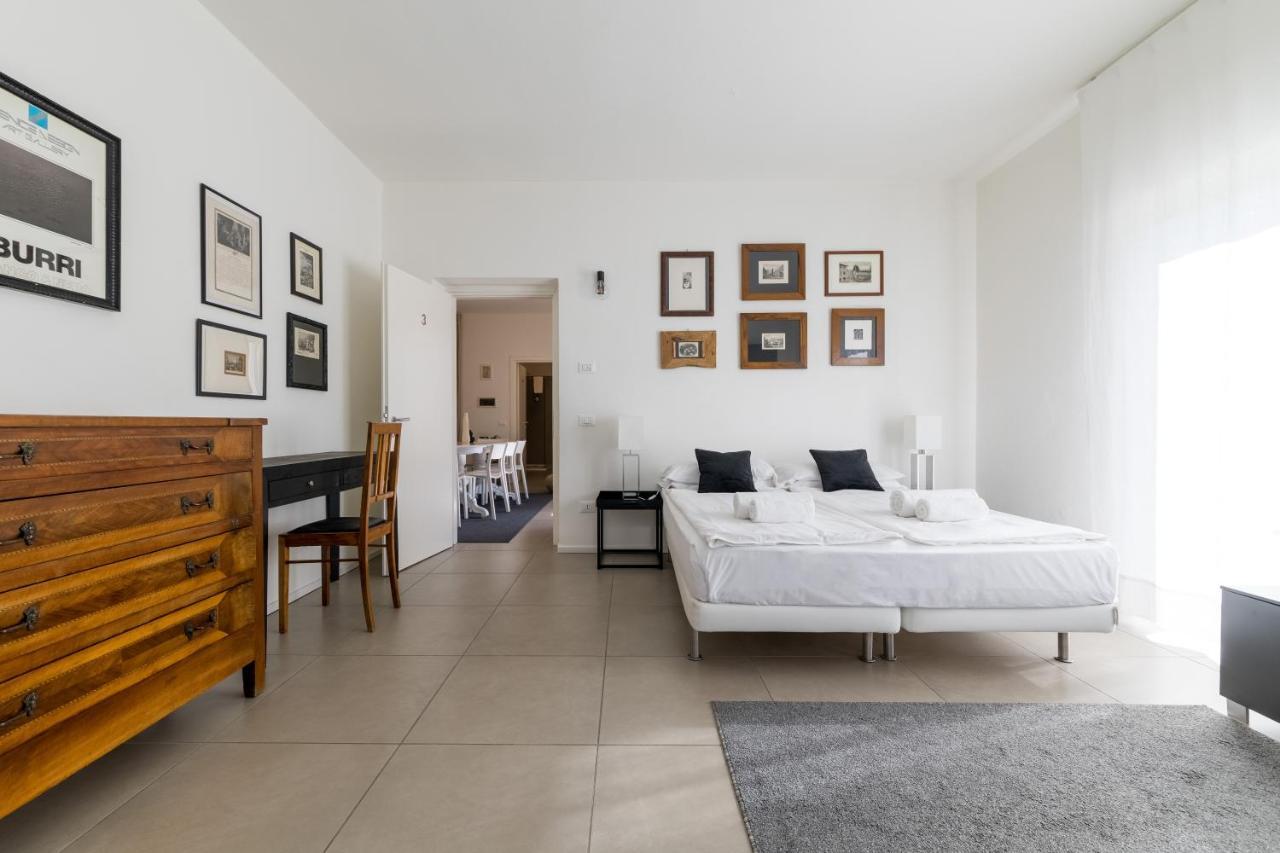 Carly'S Rooms Torbole Sul Garda Екстериор снимка