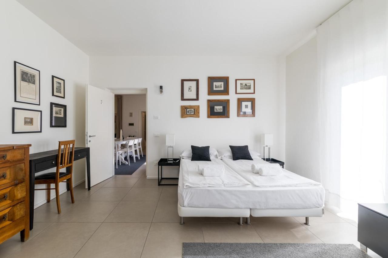 Carly'S Rooms Torbole Sul Garda Екстериор снимка